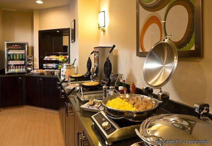 Springhill Suites By Marriott Феърбанкс Екстериор снимка